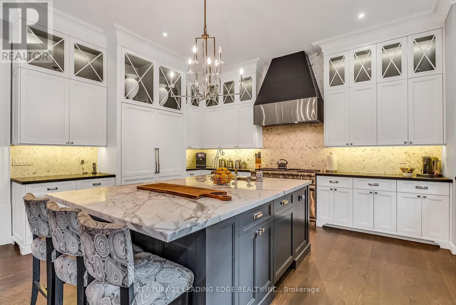 2 Nightfall Court, Vaughan (Kleinburg), Ontario  L4N 3N5 - Photo 12 - N12349420