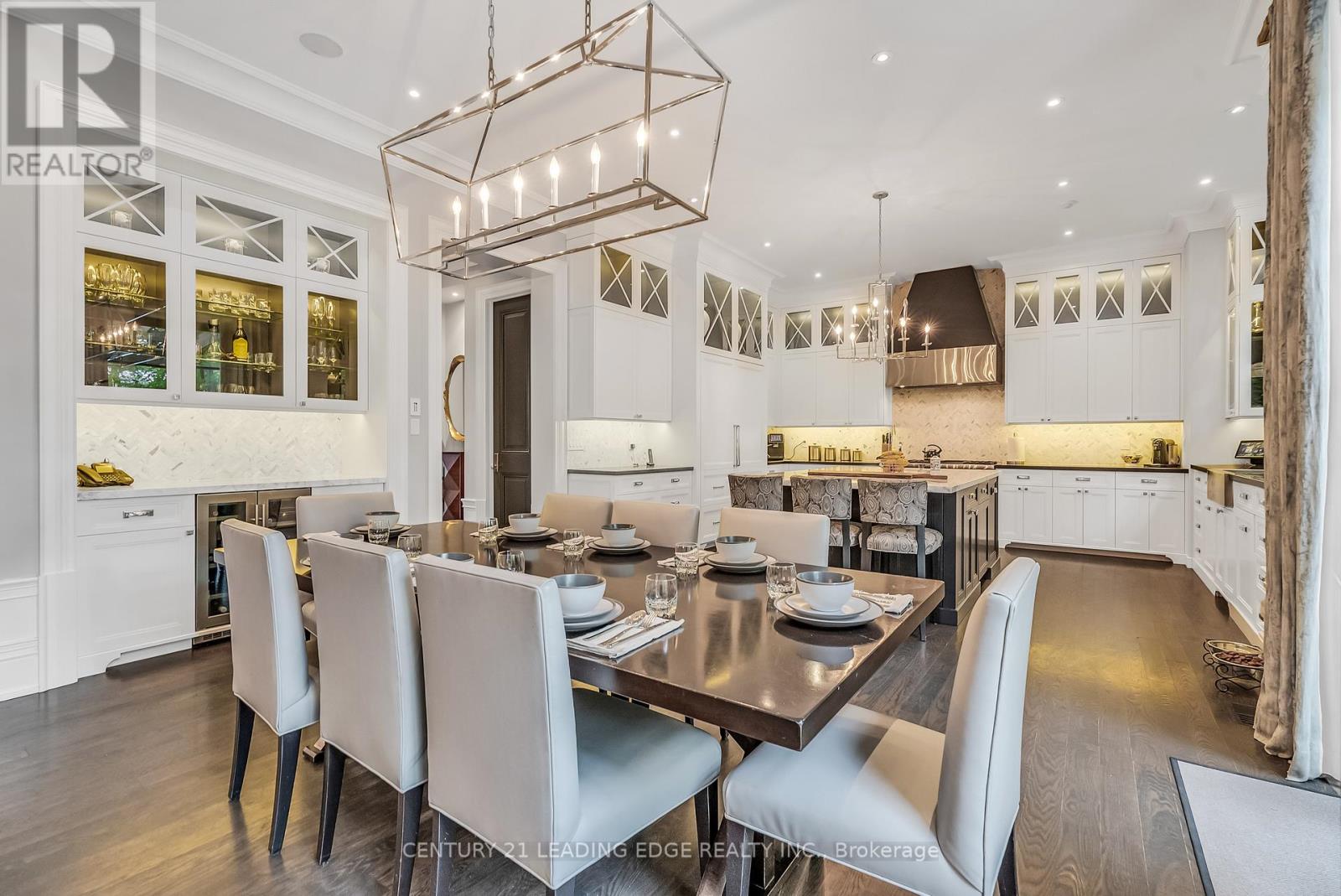 2 Nightfall Court, Vaughan (Kleinburg), Ontario  L4N 3N5 - Photo 13 - N12349420
