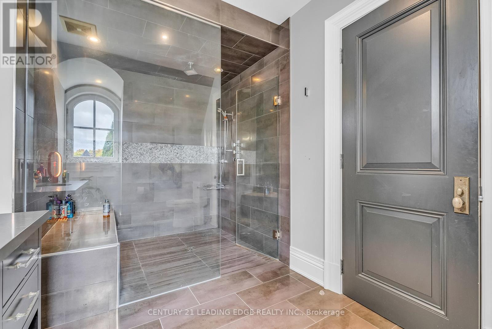 2 Nightfall Court, Vaughan (Kleinburg), Ontario  L4N 3N5 - Photo 24 - N12349420