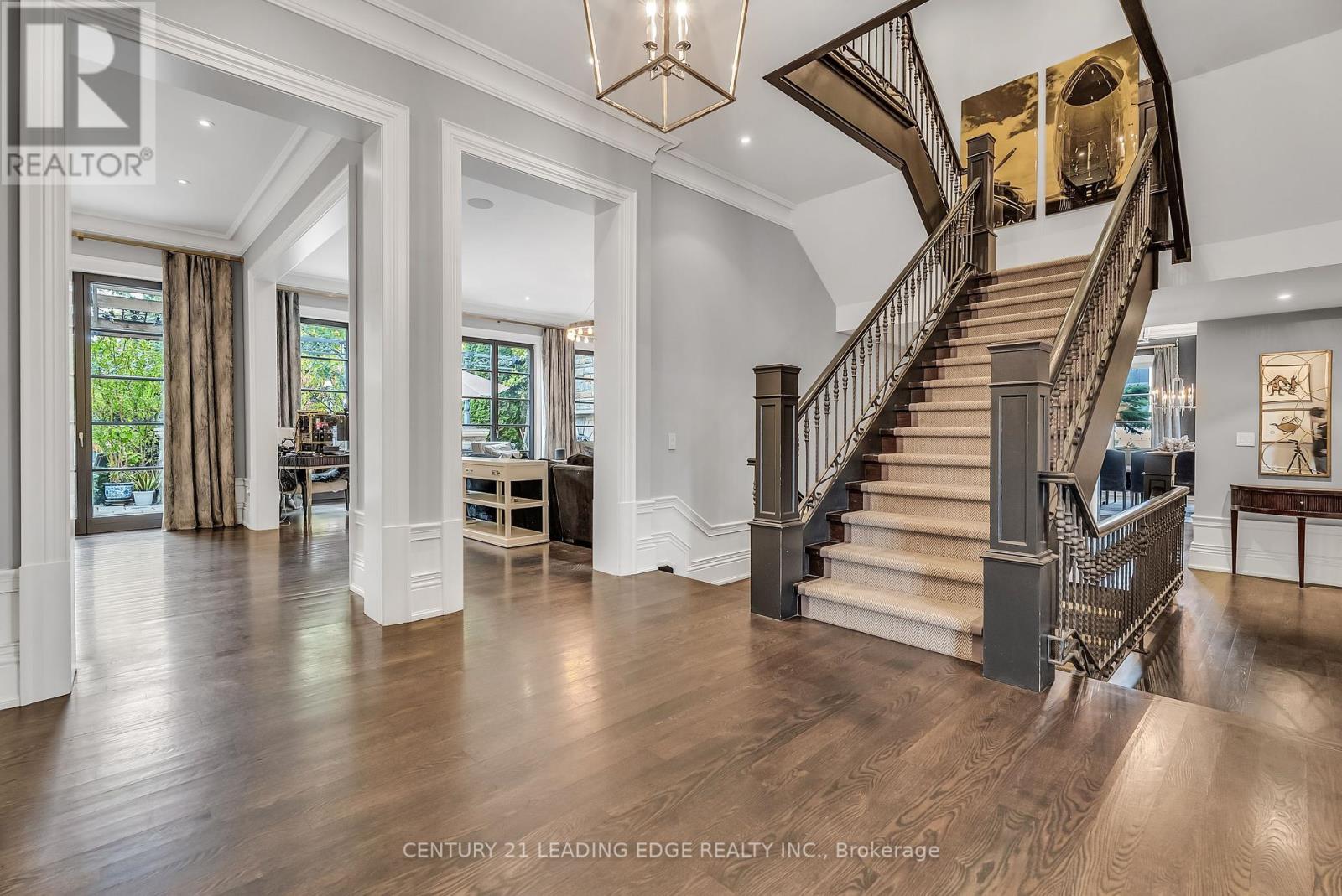 2 Nightfall Court, Vaughan (Kleinburg), Ontario  L4N 3N5 - Photo 4 - N12349420