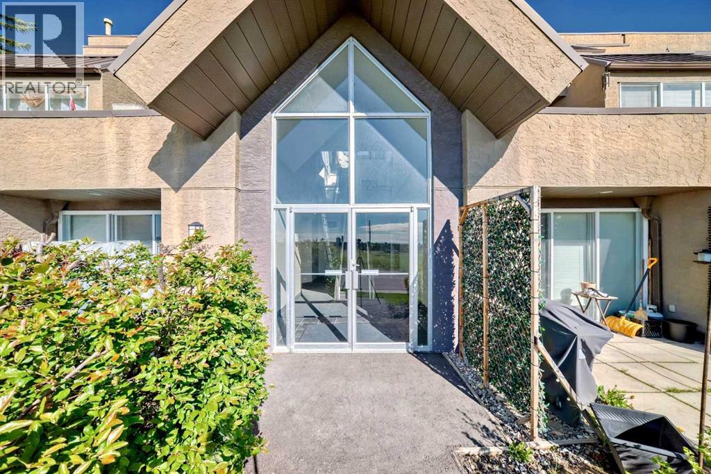 Property at 5, 212 Village Terrace SW image 1
