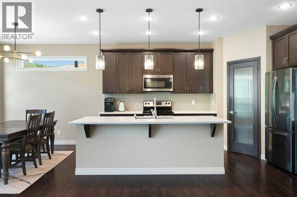 Property at 106 Sherwood Mount NW image 5