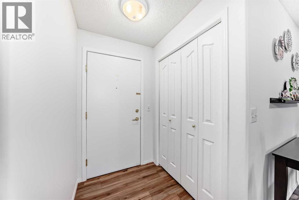 Property at 3202, 6818 Pinecliff Grove NE image 5