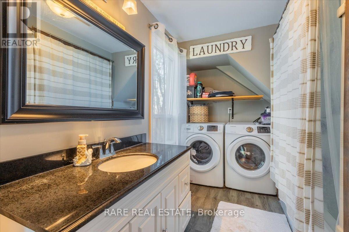 62 Mill Lane, Melancthon, Ontario  L9V 2T9 - Photo 7 - X12349430