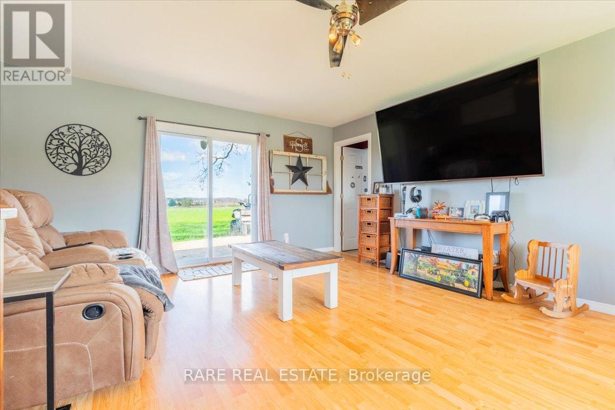 62 Mill Lane, Melancthon, Ontario  L9V 2T9 - Photo 9 - X12349430