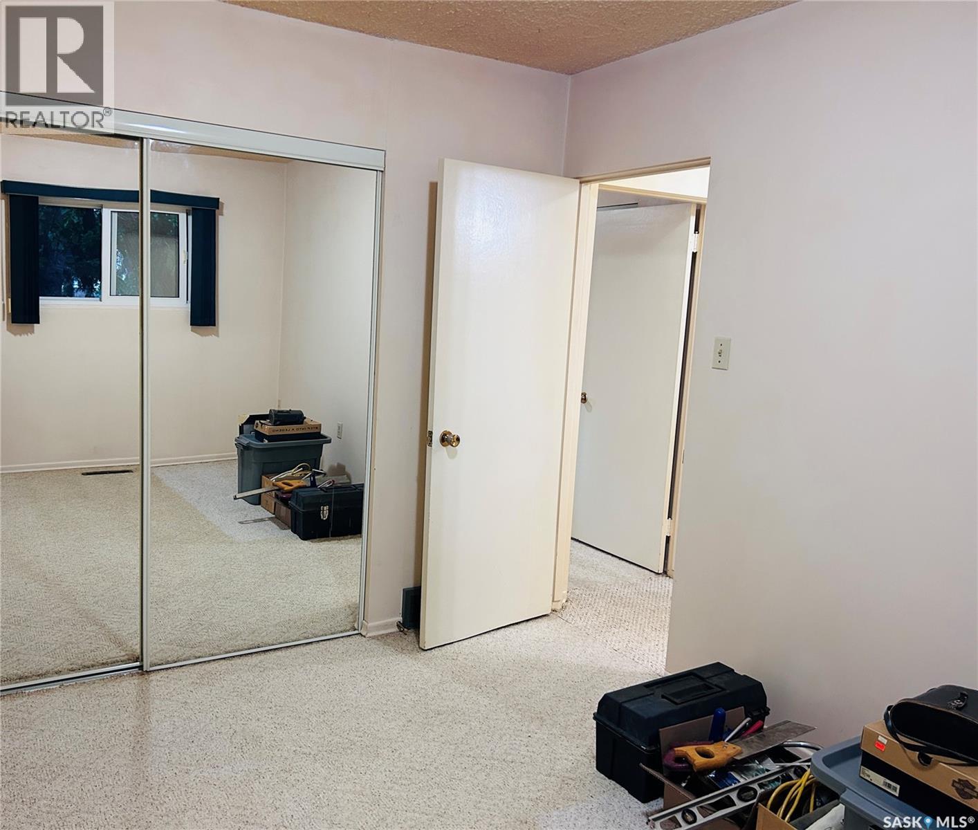 843 2 Street E, Prince Albert, Saskatchewan  S6V 0G2 - Photo 6 - SK015855