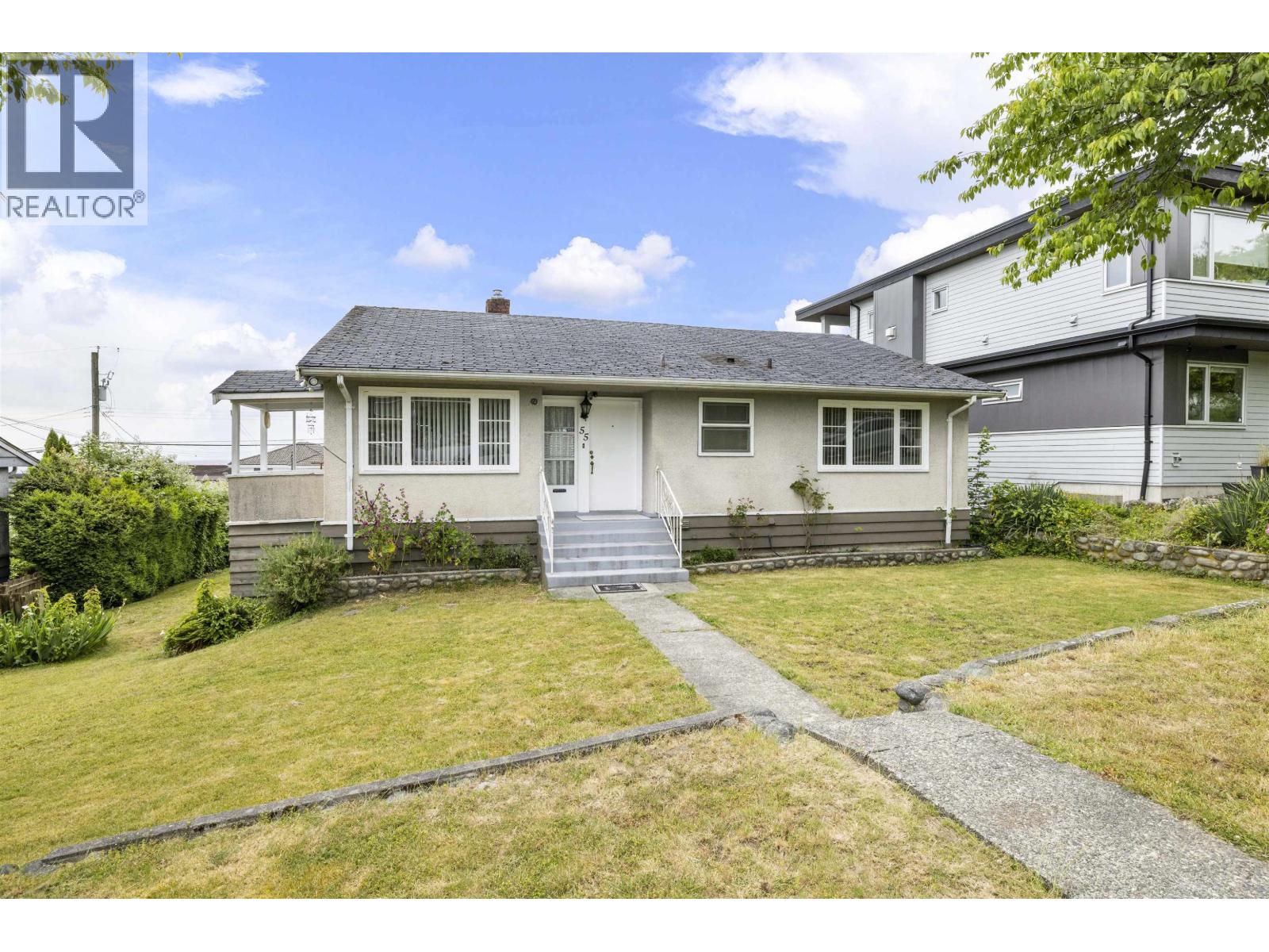 55 N SPRINGER AVENUE, Burnaby, British Columbia