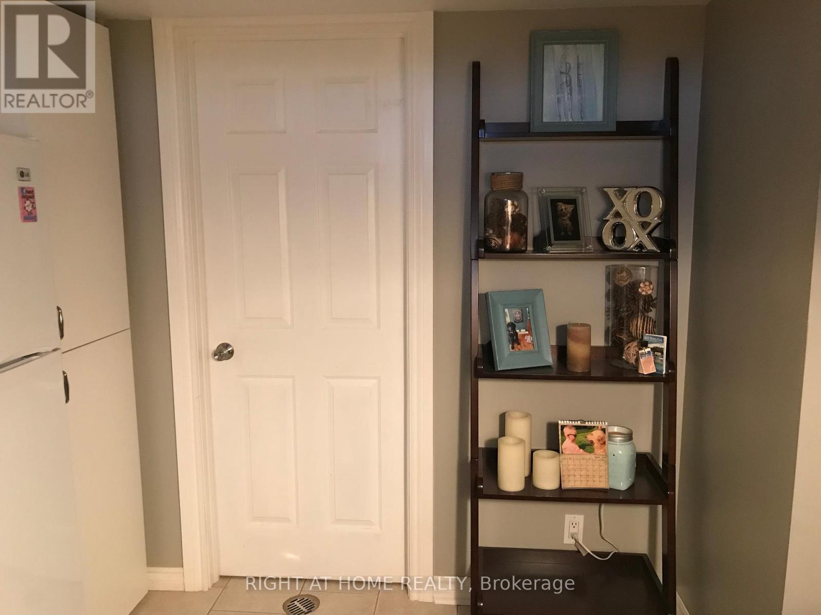 Basement - 66 Murellen Crescent, Toronto, Ontario  M4A 2K5 - Photo 11 - C12349449