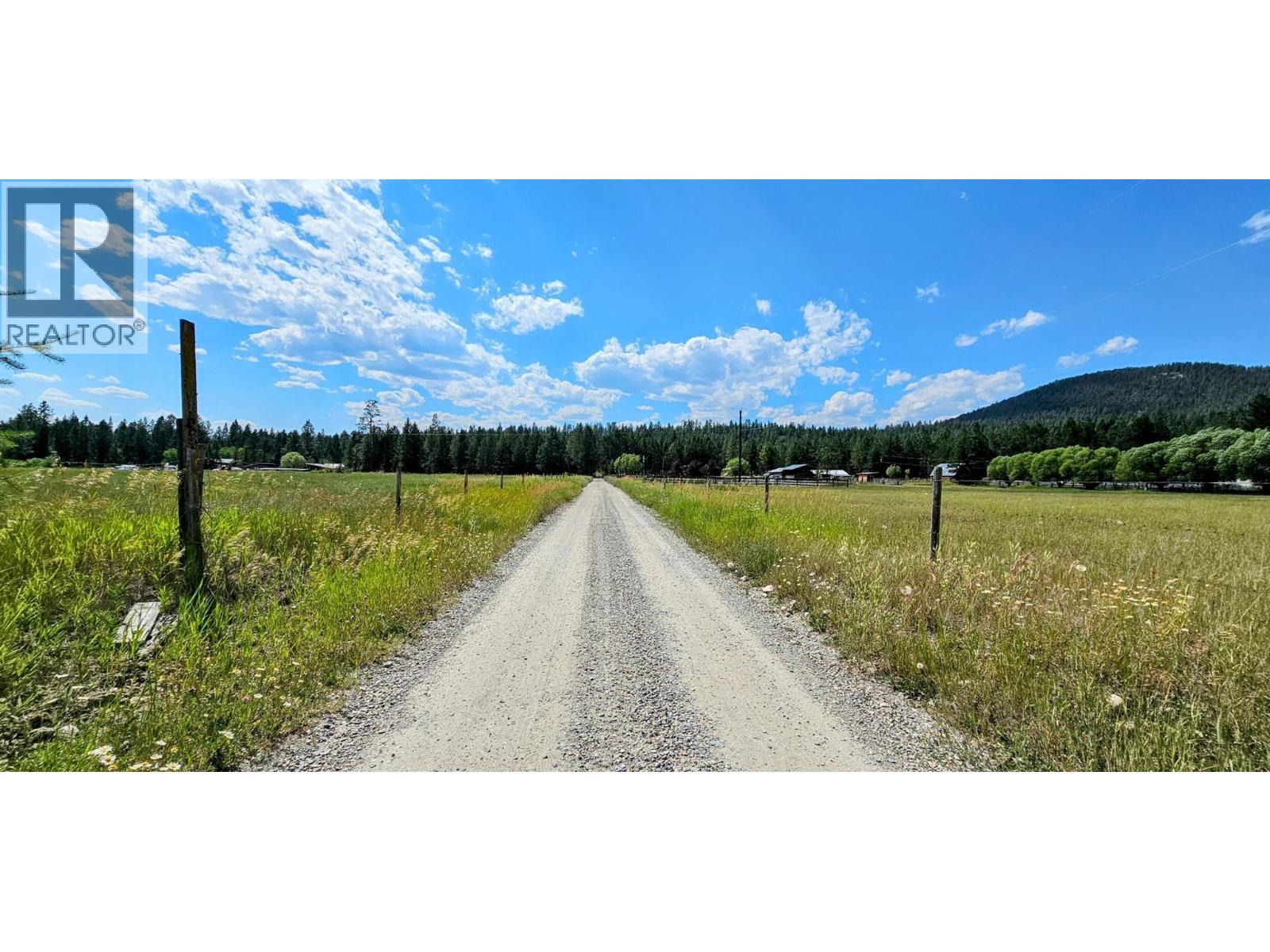 3560 Island Pond Road, Skookumchuck, British Columbia  V0B 2E0 - Photo 44 - 10359689