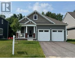 12 DYER CRESCENT, Bracebridge, Ontario