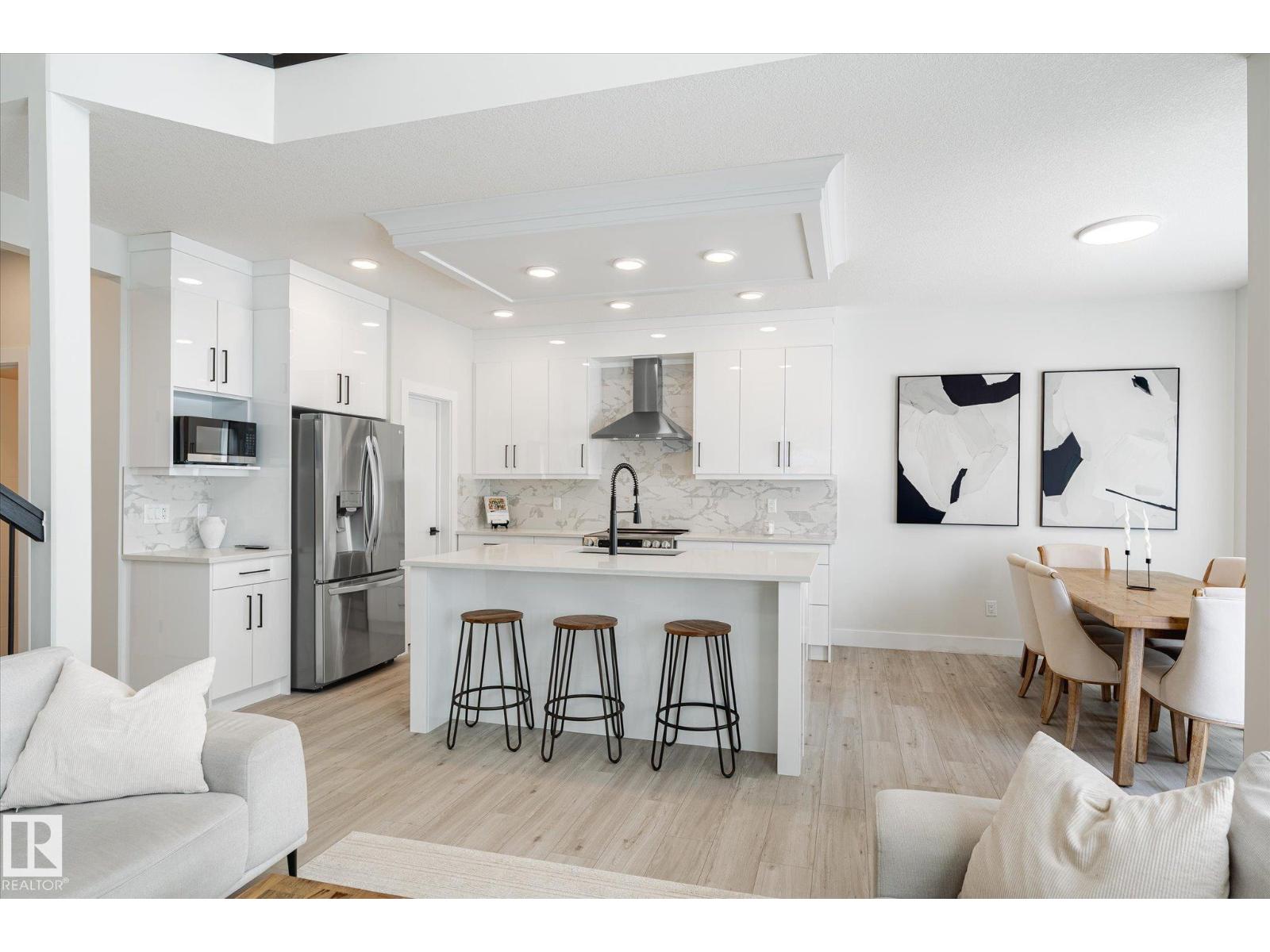 1214 EATON LN NW, Edmonton, Alberta