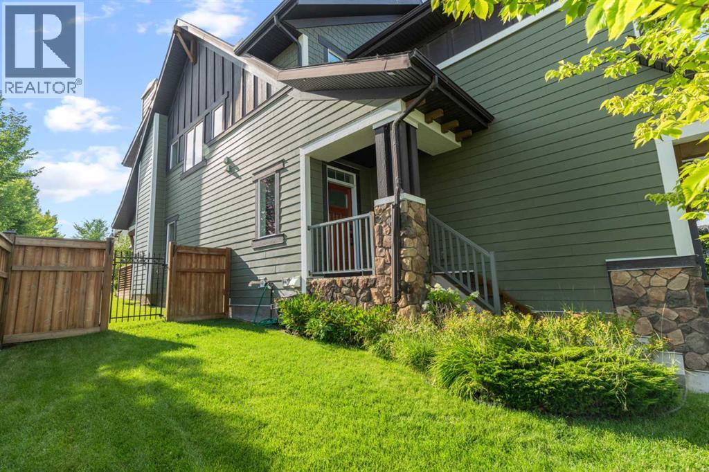 Property at 81 Masters Common SE image 4