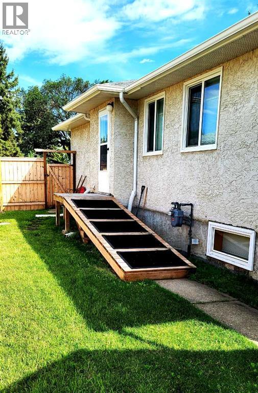 Property at 4122 38 Avenue image 2