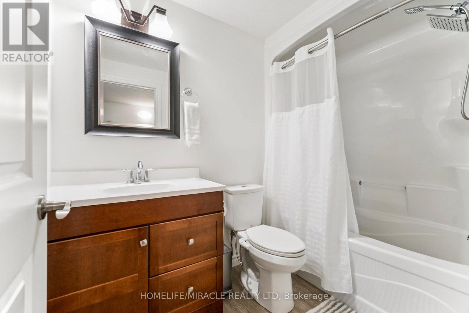 6 - 1430 Highbury Avenue N, London East (East D), Ontario  N5Y 6M4 - Photo 43 - X12342759
