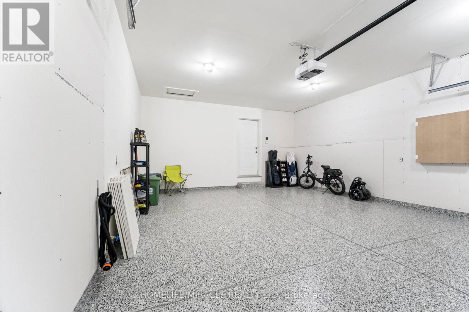 6 - 1430 Highbury Avenue N, London East (East D), Ontario  N5Y 6M4 - Photo 45 - X12342759