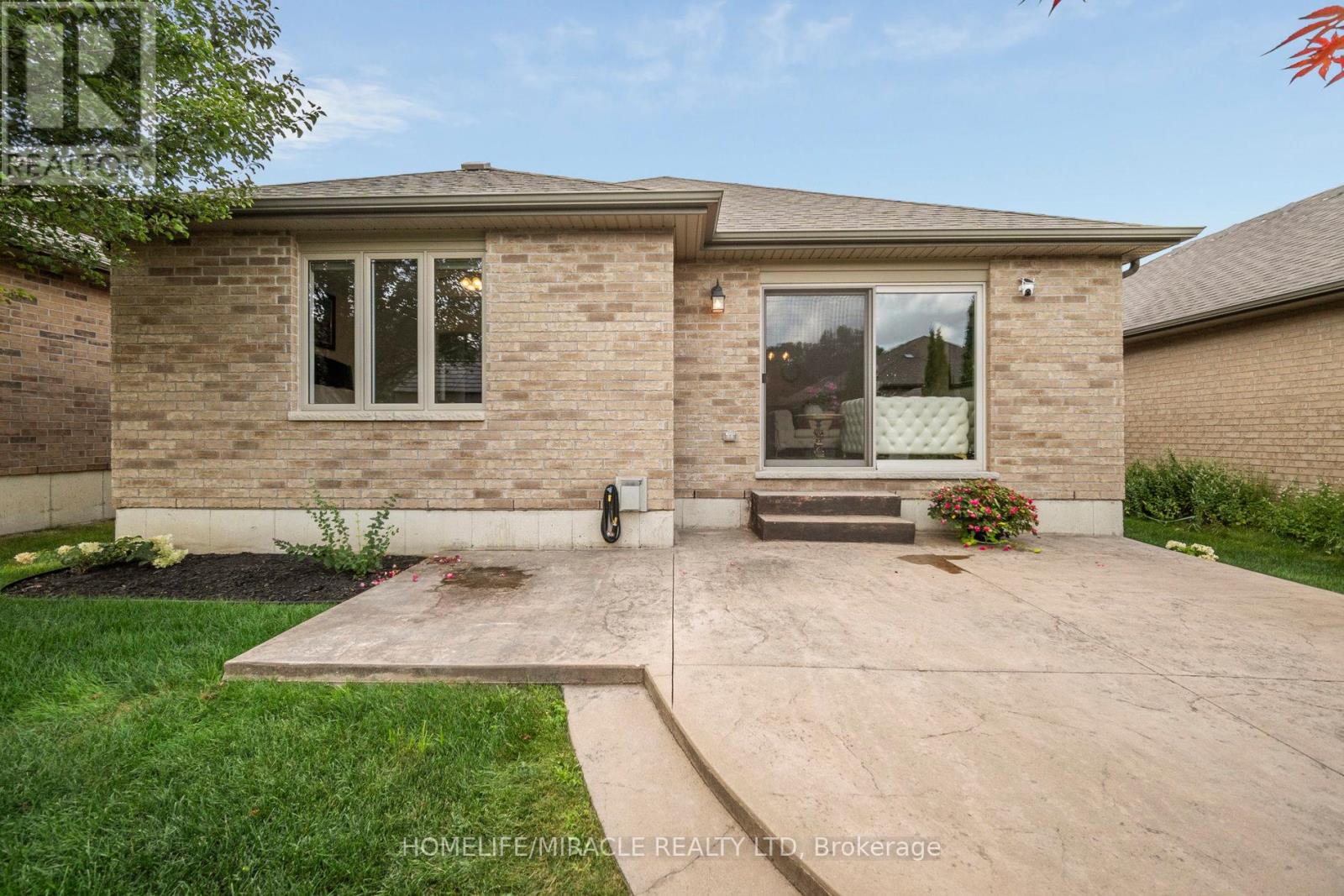 6 - 1430 Highbury Avenue N, London East (East D), Ontario  N5Y 6M4 - Photo 49 - X12342759