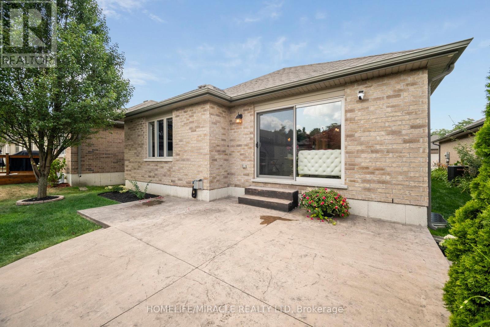 6 - 1430 Highbury Avenue N, London East (East D), Ontario  N5Y 6M4 - Photo 48 - X12342759