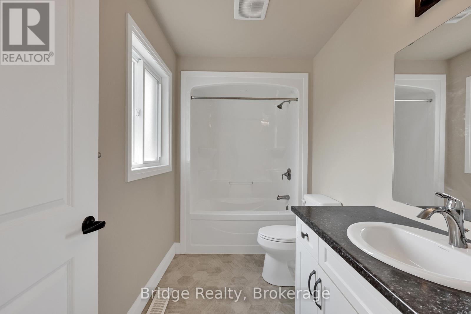 66 Cash Crescent, Ingersoll, Ontario  N5C 0E2 - Photo 27 - X12345493