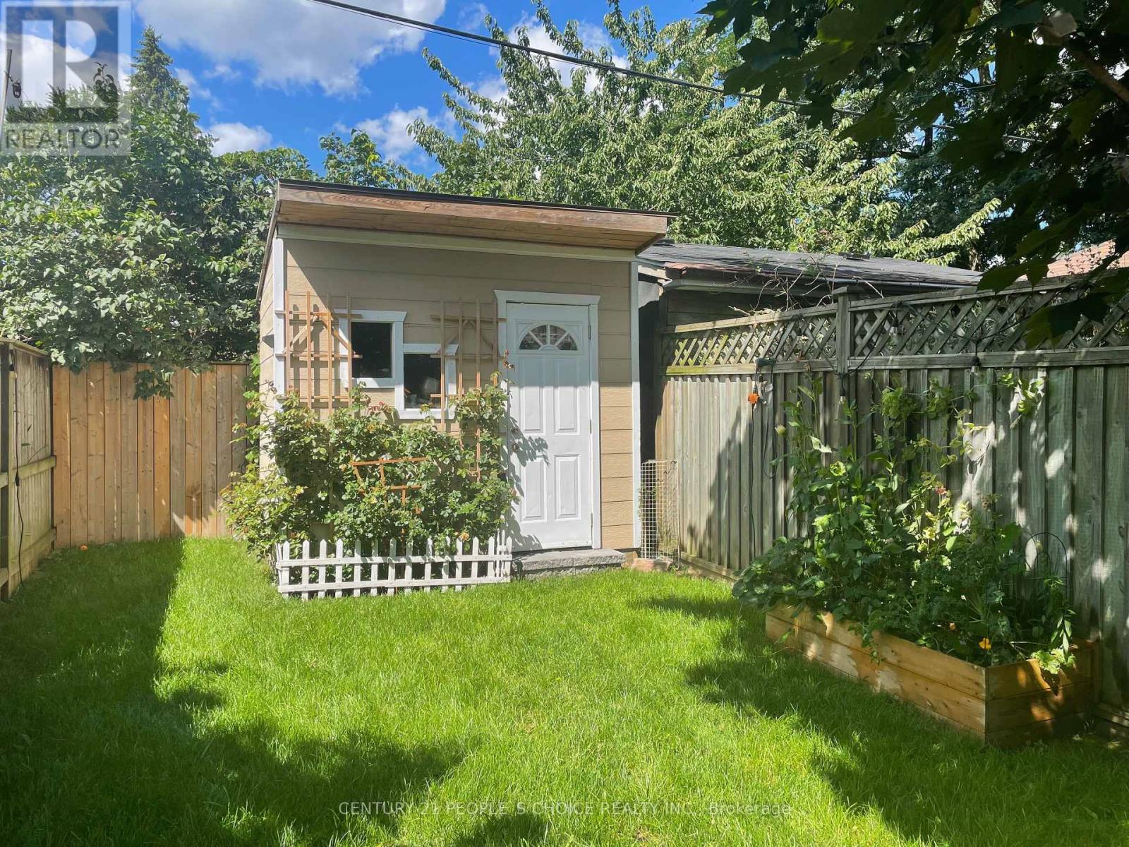 Property at 552 MAIN STREET image 5