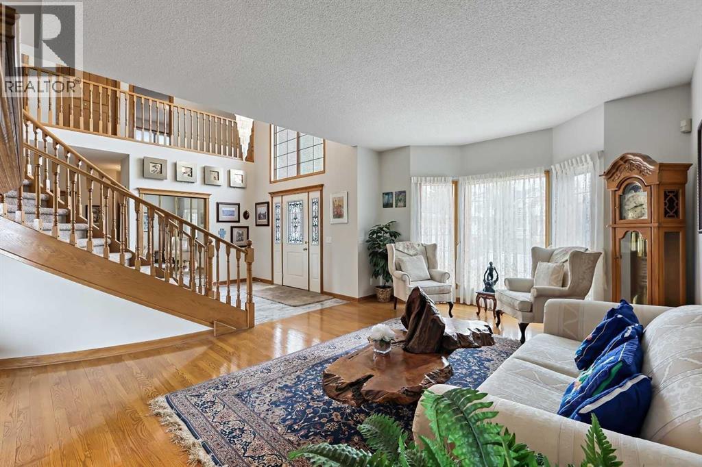 Property at 43 Schiller Crescent NW image 5
