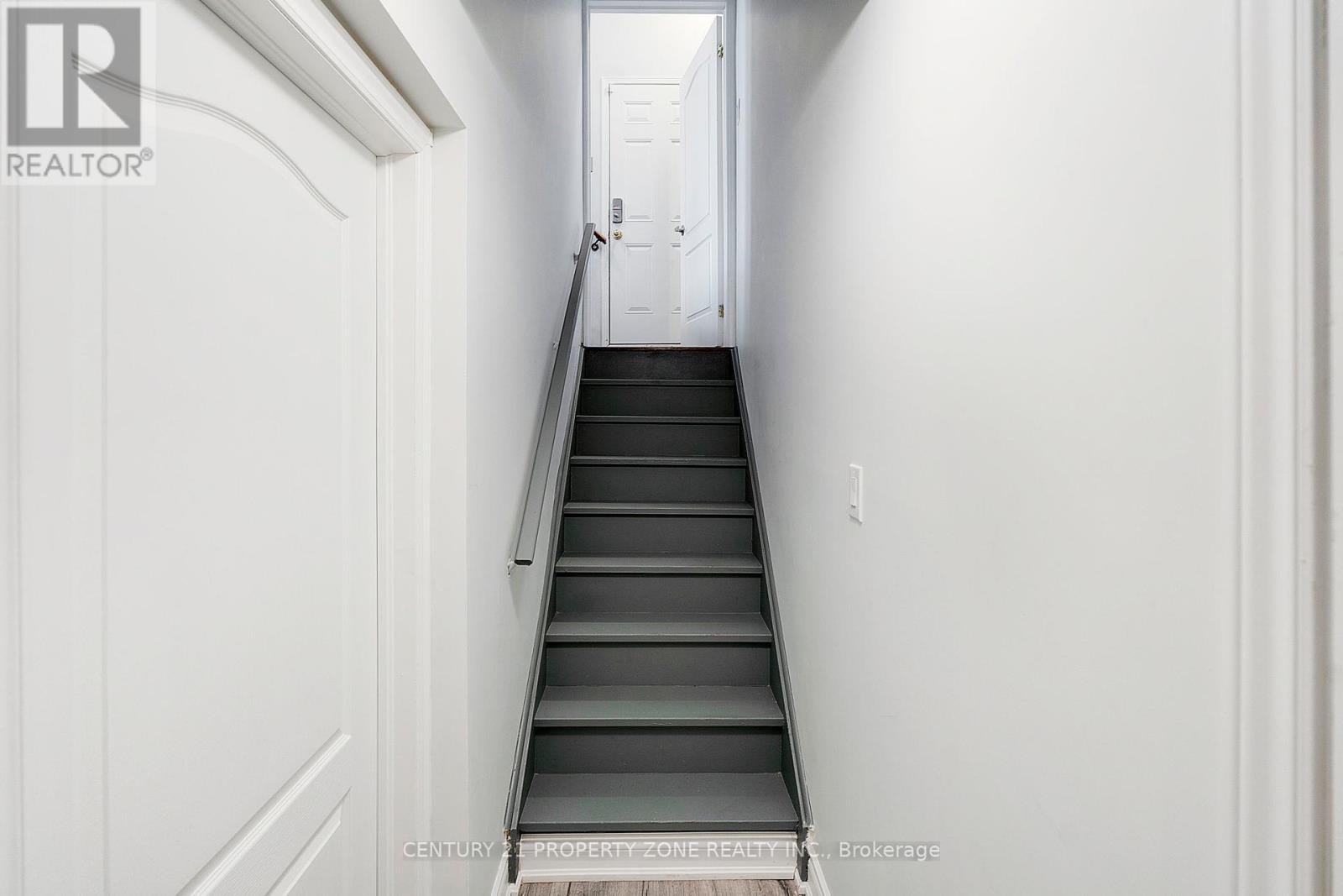 2 Oranmore Crescent, Brampton (Credit Valley), Ontario  L6X 0J9 - Photo 24 - W12345786