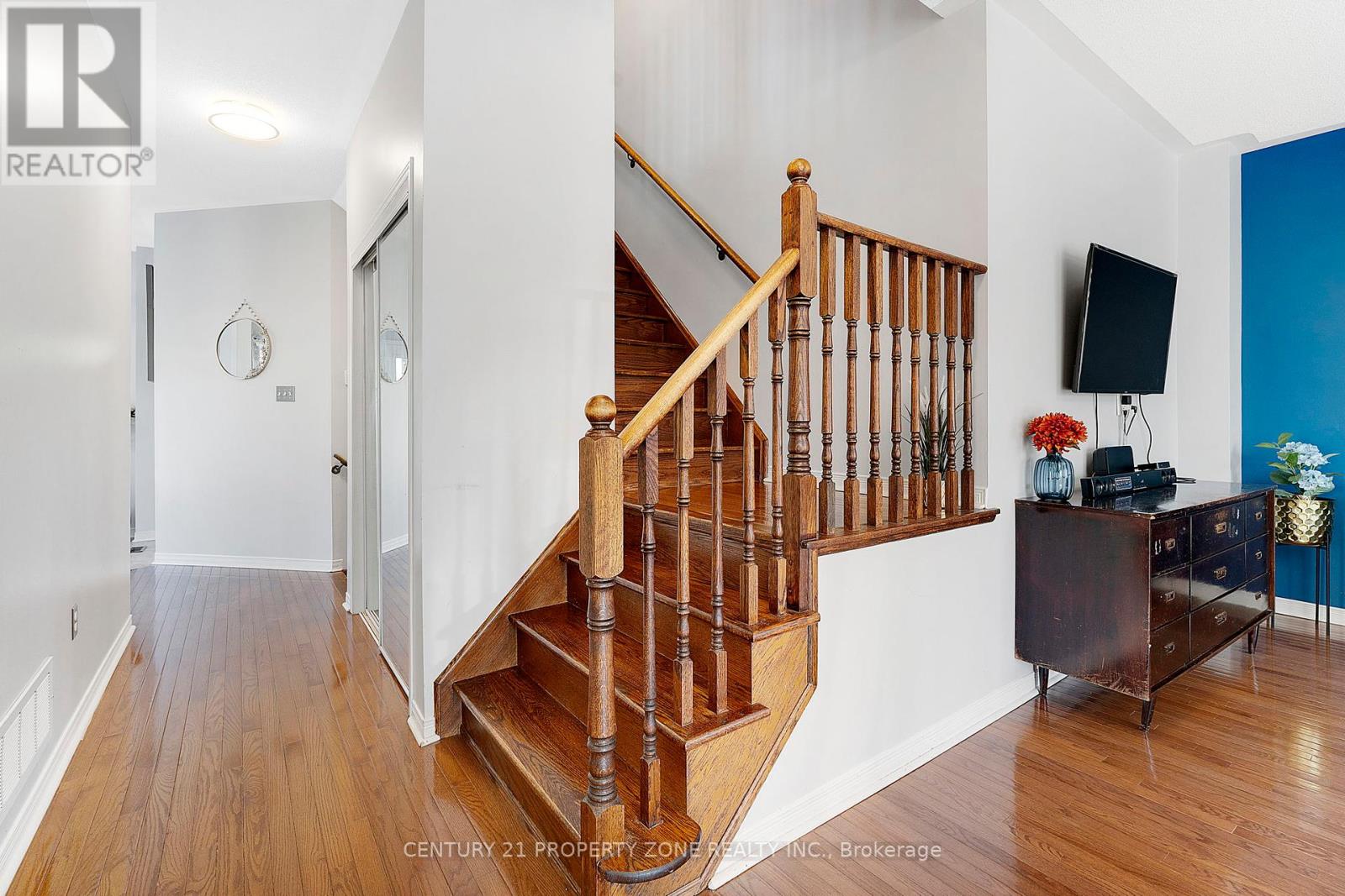 2 Oranmore Crescent, Brampton (Credit Valley), Ontario  L6X 0J9 - Photo 13 - W12345786