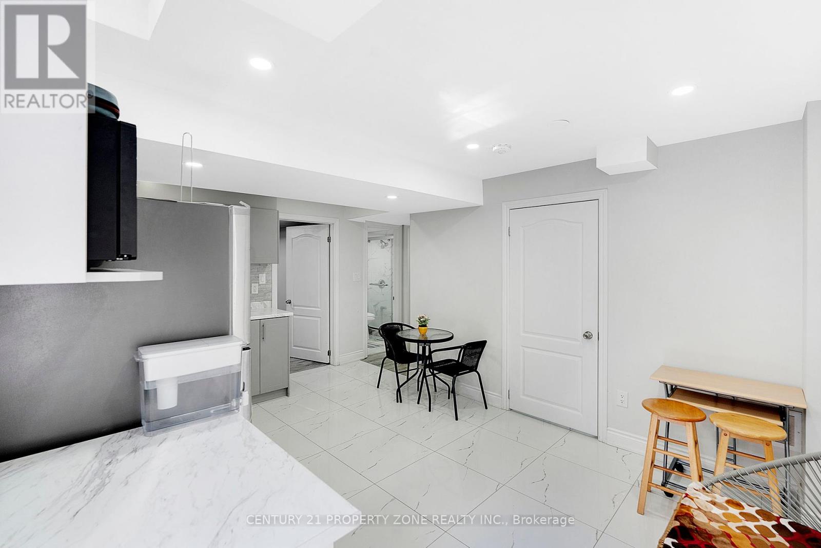 2 Oranmore Crescent, Brampton (Credit Valley), Ontario  L6X 0J9 - Photo 25 - W12345786