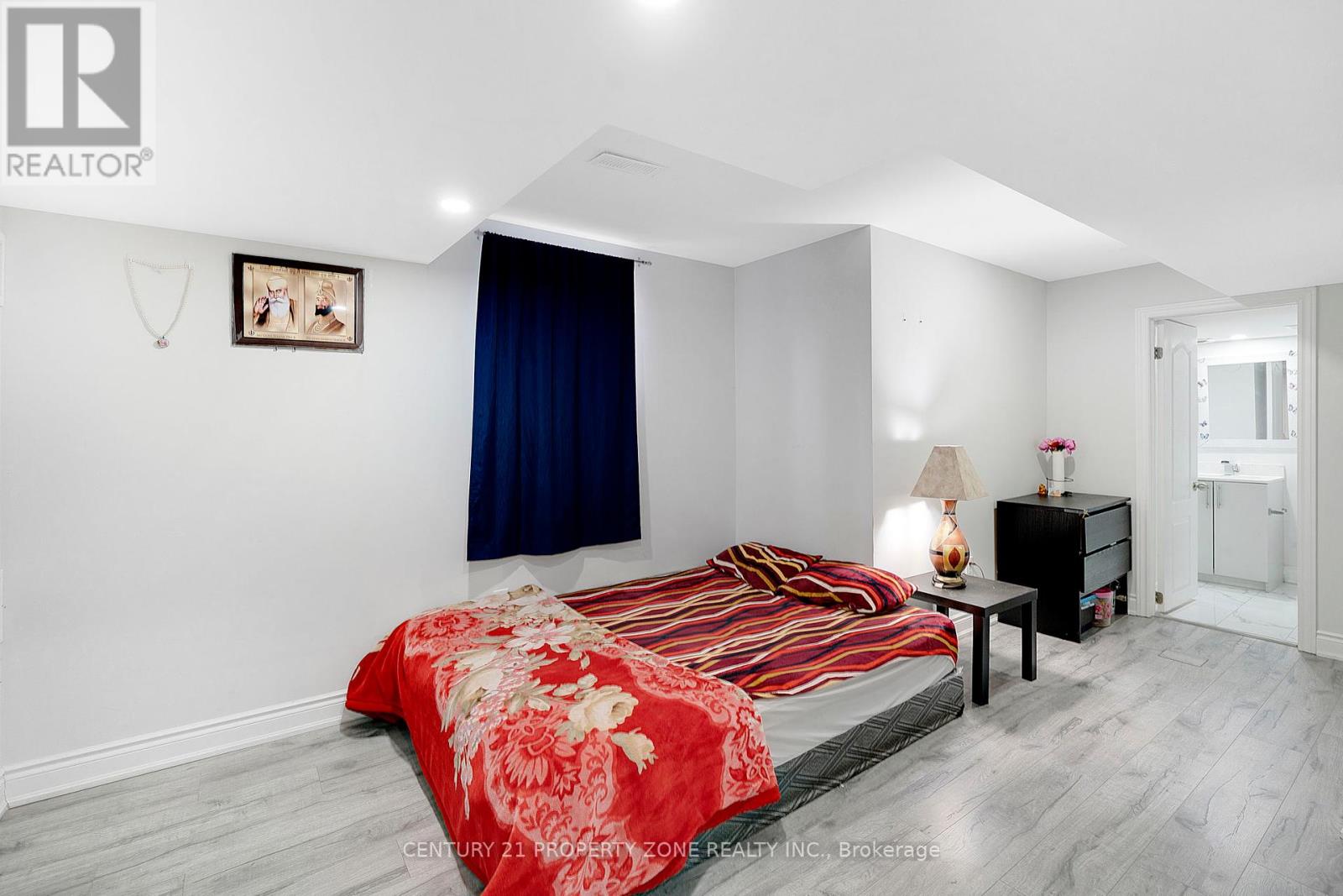 2 Oranmore Crescent, Brampton (Credit Valley), Ontario  L6X 0J9 - Photo 31 - W12345786