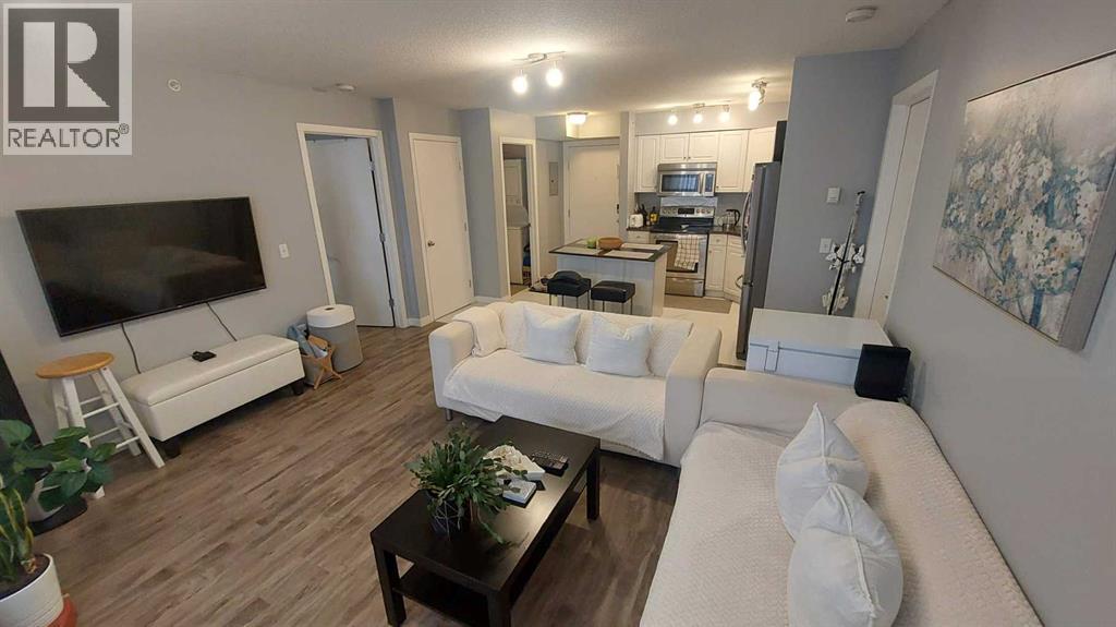 Property at 402, 2000 applevillage Court SE image 1