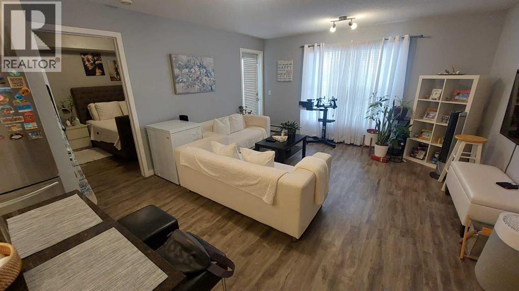 Property at 402, 2000 applevillage Court SE image 2