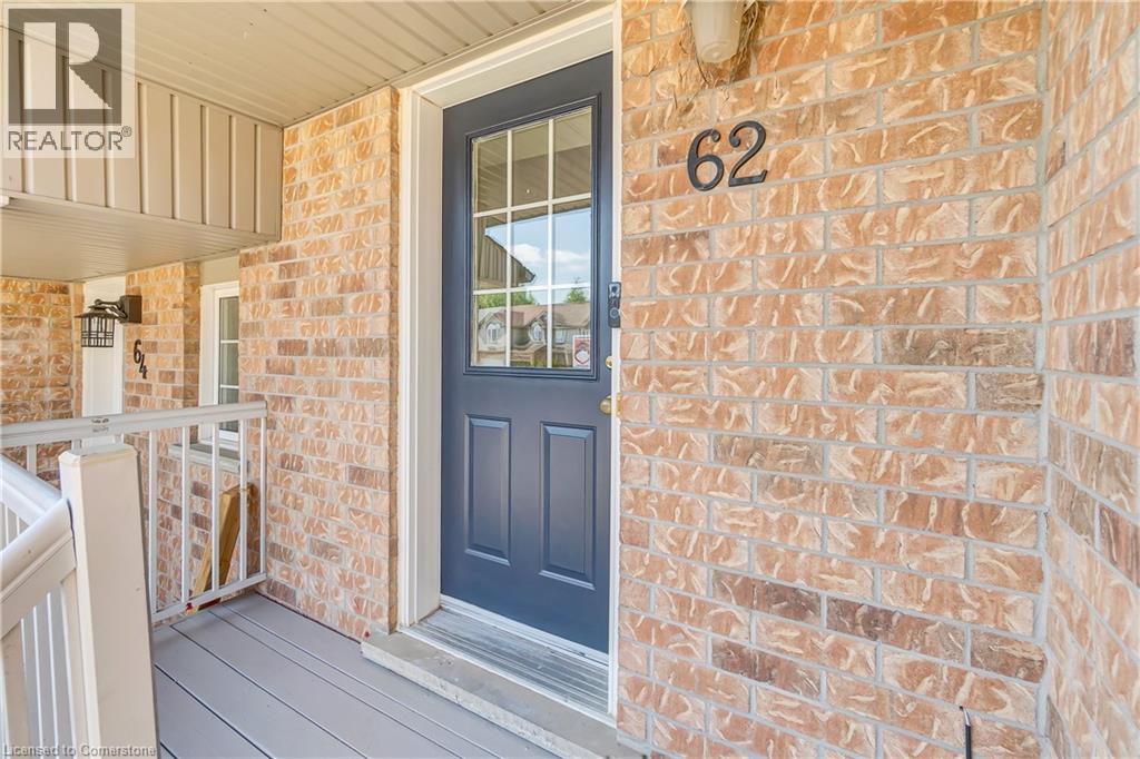 Property at 62 FOXGLOVE Crescent image 2