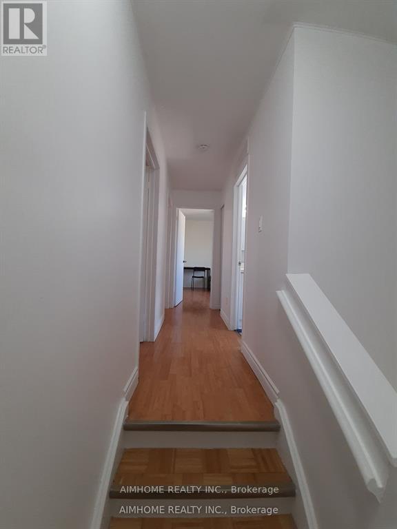 ROOM4 - 26 COURVILLE COACHWAY, Toronto, Ontario