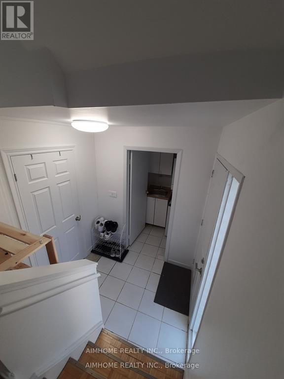 Room4 - 26 Courville Coachway, Toronto, Ontario  M2J 3V5 - Photo 5 - C12349485