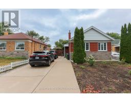 34 Greylawn Crescent, Toronto (Wexford-Maryvale), Ca