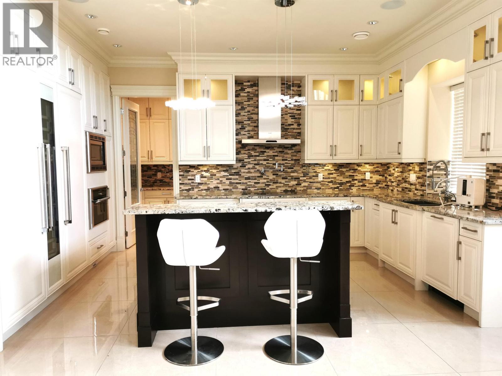 Listing Picture 7 of 17 : 4488 COLDFALL ROAD, Richmond / 烈治文 - 魯藝地產 Yvonne Lu Group - MLS Medallion Club Member