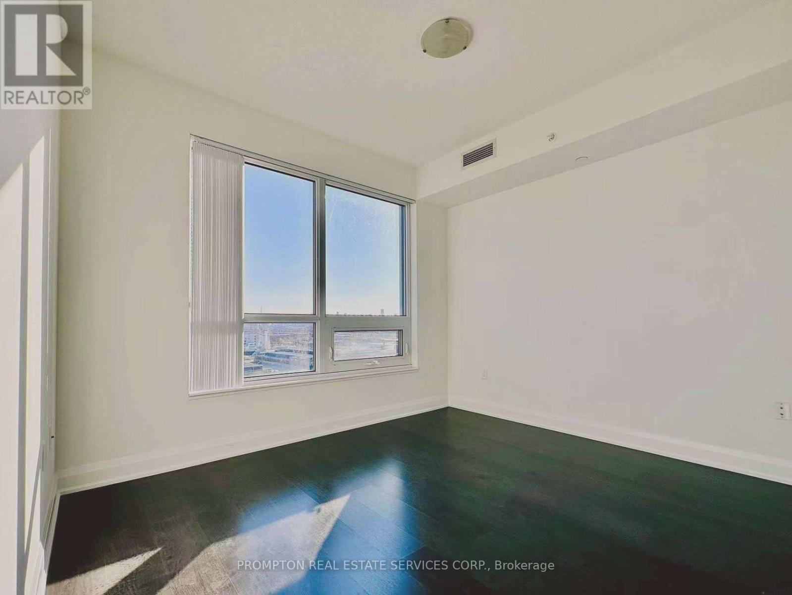1505 - 160 Vanderhoof Avenue, Toronto, Ontario  M4G 0B7 - Photo 11 - C12349512