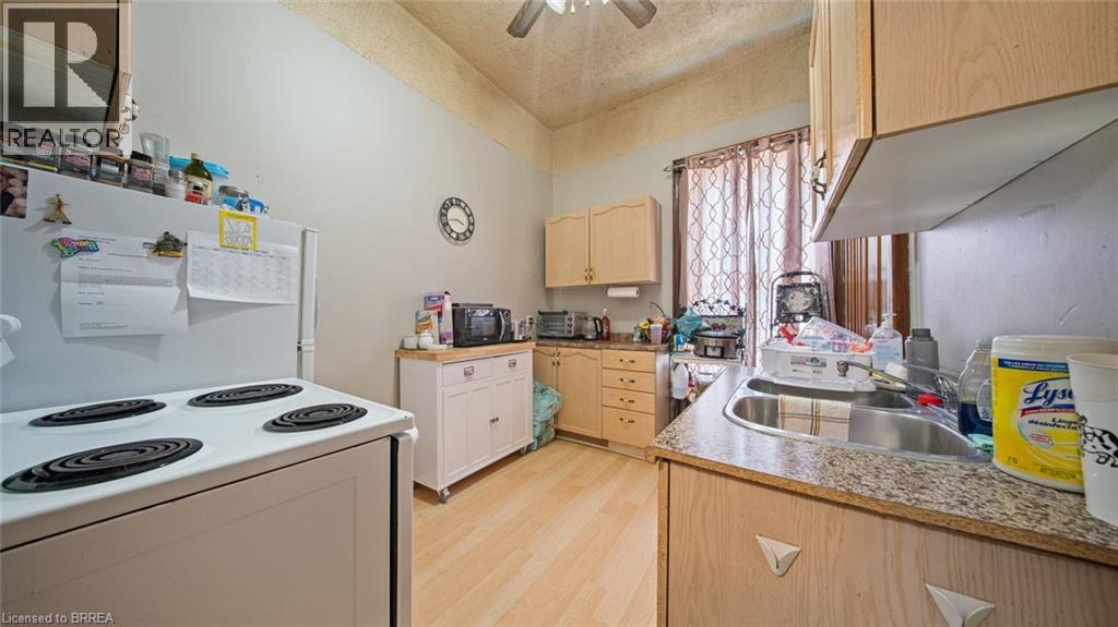 41 St George Street, Brantford, Ontario  N3R 1V2 - Photo 6 - 40760465