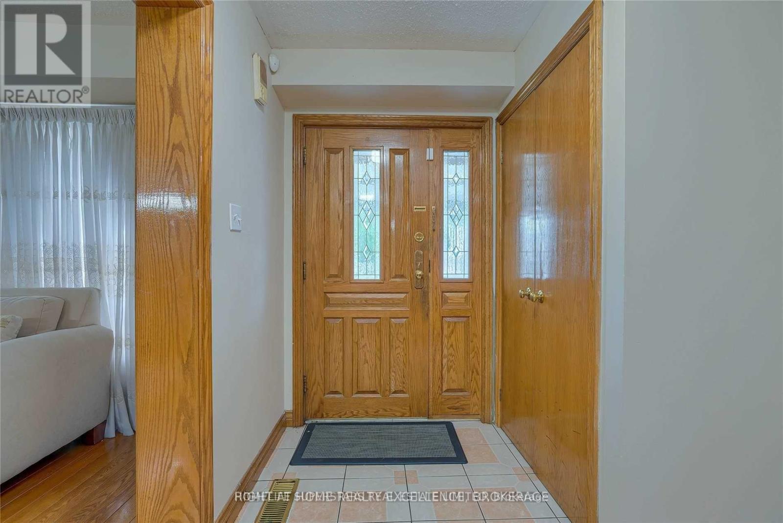 Property at 3334 BRANDON GATE DRIVE image 5