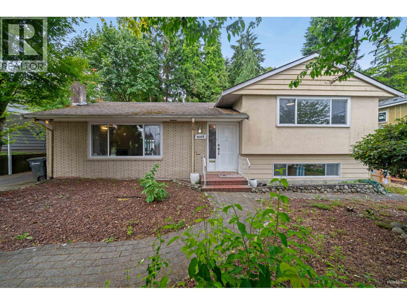 Property at 4366 GILPIN CRESCENT image 1