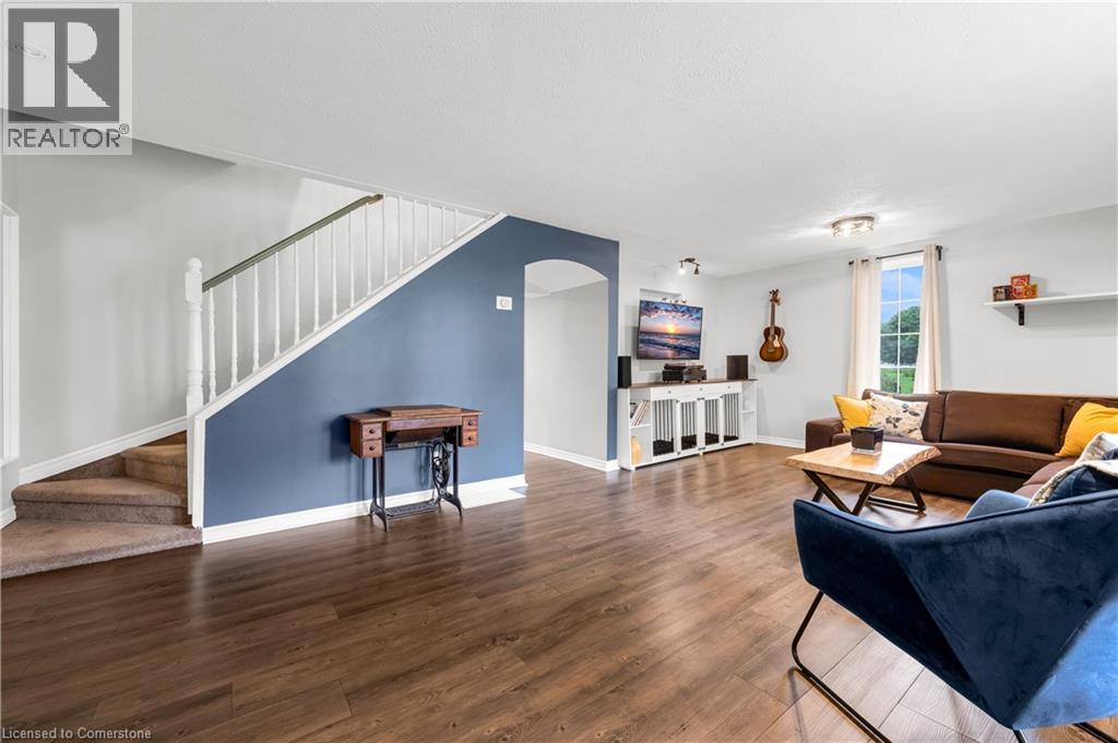 Property at 1213 ROBINSON Road image 4