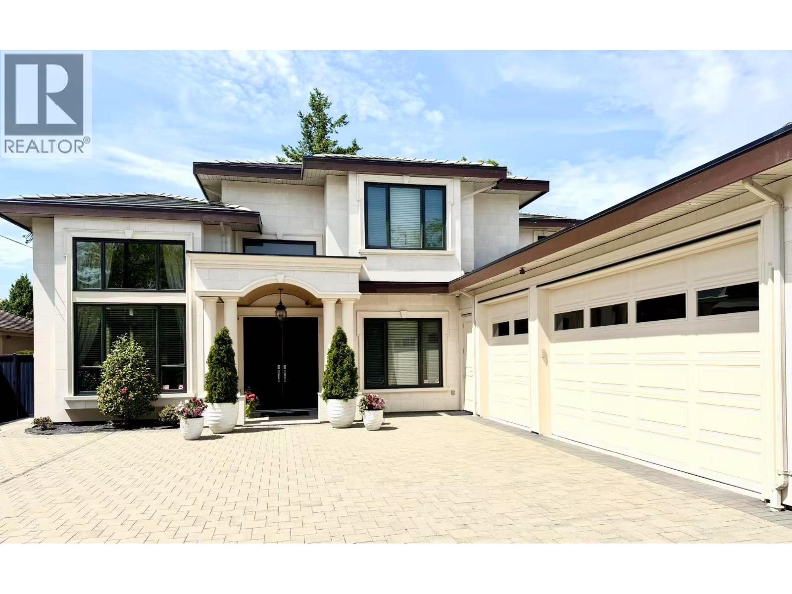 8580 Bairdmore Crescent, Richmond, British Columbia  V7C 1M7 - Photo 2 - R3035998