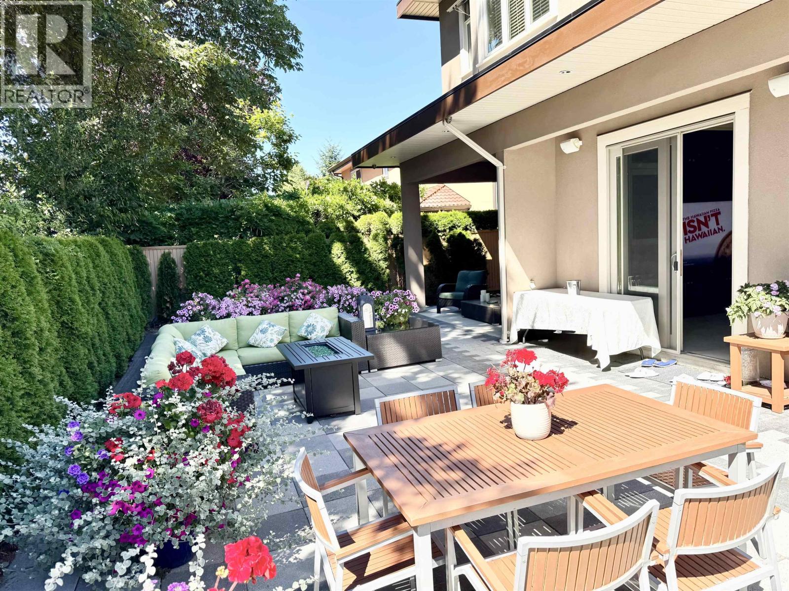 8580 Bairdmore Crescent, Richmond, British Columbia  V7C 1M7 - Photo 5 - R3035998