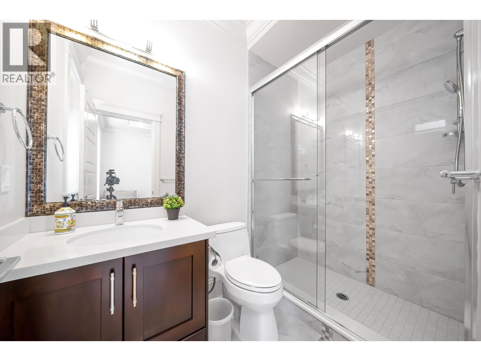 8580 Bairdmore Crescent, Richmond, British Columbia  V7C 1M7 - Photo 31 - R3035998