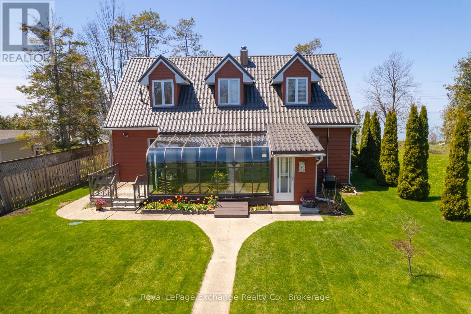 185 Huron Road, Huron-Kinloss, Ontario  N2Z 2X3 - Photo 6 - X12349529