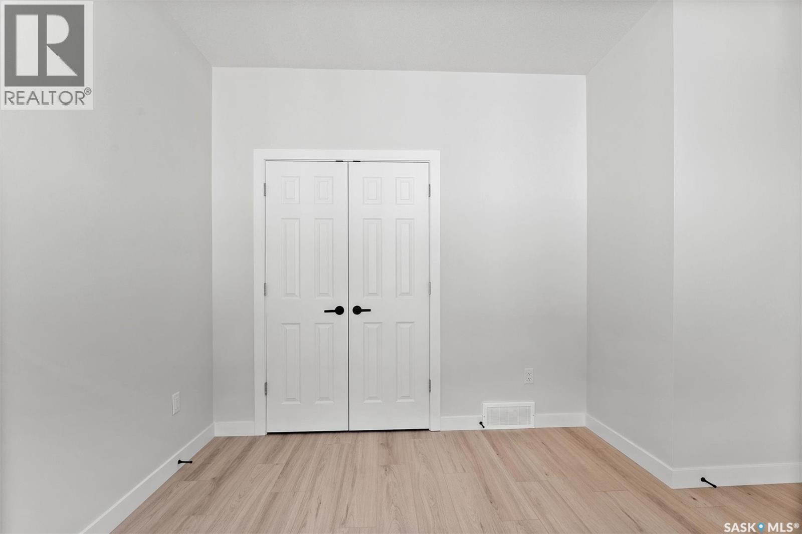 206 Flynn Bend, Saskatoon, Saskatchewan  S7V 1R9 - Photo 28 - SK015878