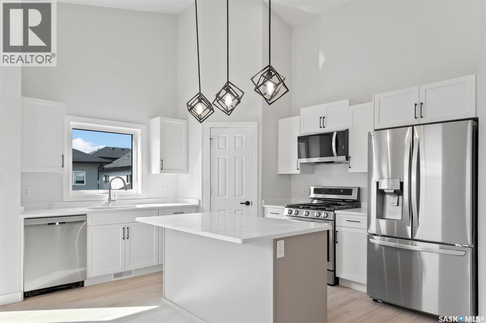 206 Flynn Bend, Saskatoon, Saskatchewan  S7V 1R9 - Photo 4 - SK015878