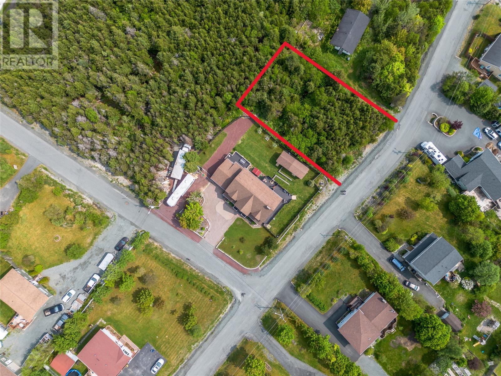 Property at 4 Picco Drive image 3