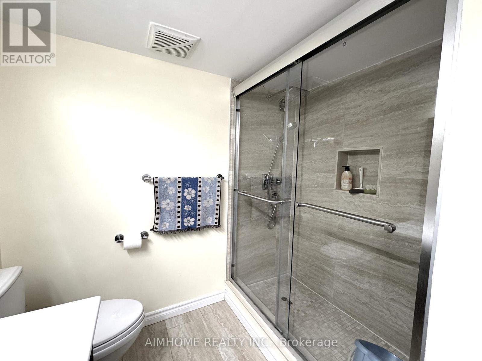 404 - 175 Bamburgh Circle, Toronto, Ontario  M1W 3X8 - Photo 17 - E12349535