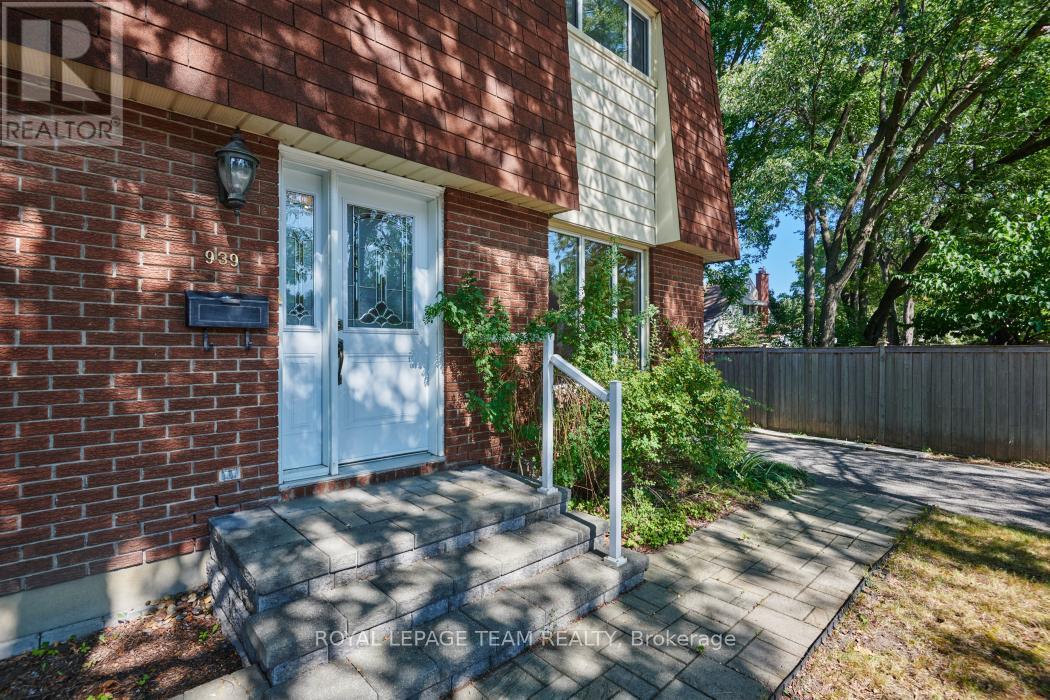 Property at 939 KIRKWOOD AVENUE image 3