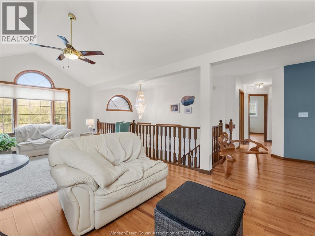 Property at 108 Duck Creek BOULEVARD image 5